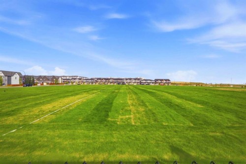 186 Carringvue Park Nw, Calgary, AB 