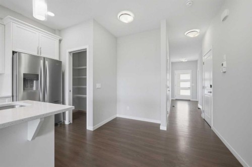 186 Carringvue Park Nw, Calgary, AB 