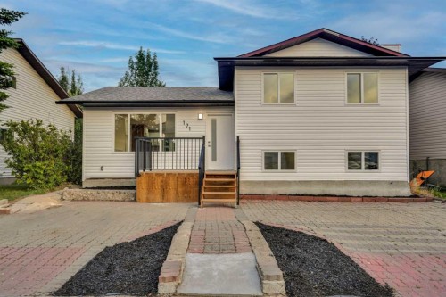 171 Castlebrook Rise Ne, Calgary, AB 