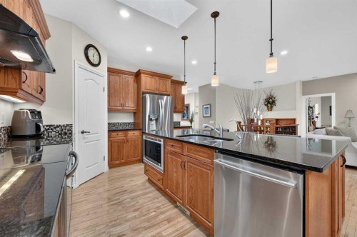 75 Elysian Crescent Sw, Calgary, AB 