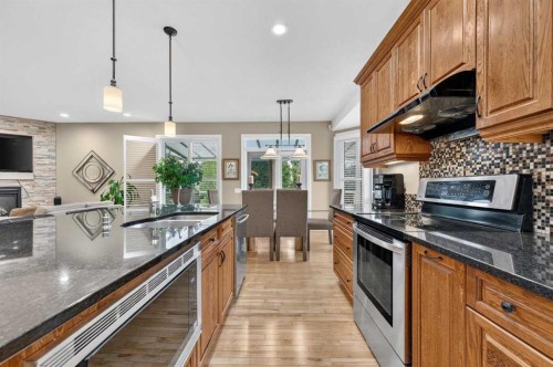 75 Elysian Crescent Sw, Calgary, AB 