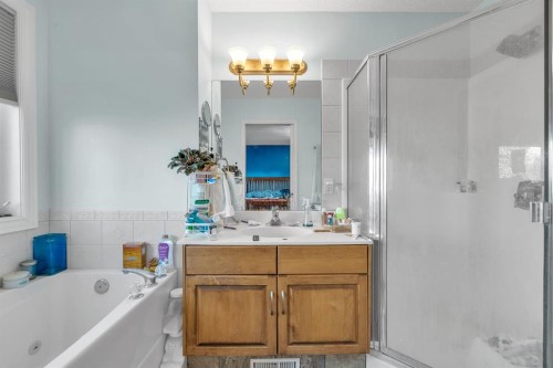 82 Hidden Creek Point Nw, Calgary, AB 