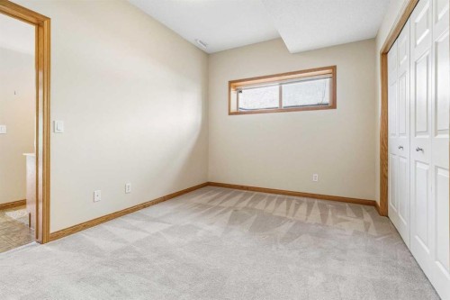 127 Edgeridge Close Nw, Calgary, AB 