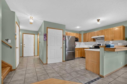 179 Erin Park Drive Se, Calgary, AB 