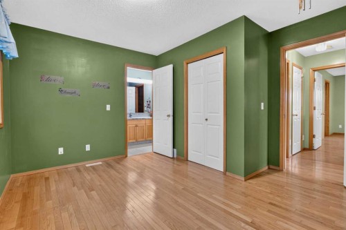 179 Erin Park Drive Se, Calgary, AB 