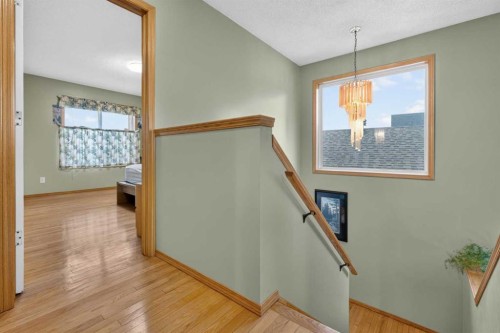 179 Erin Park Drive Se, Calgary, AB 