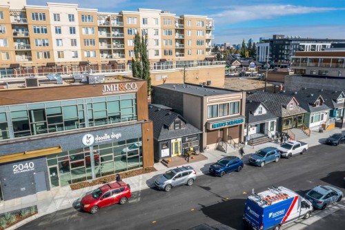 2032 34 Avenue Sw, Calgary, AB 