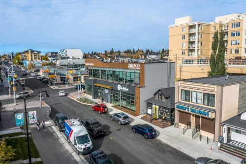 2032 34 Avenue Sw, Calgary, AB 