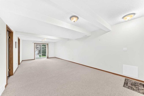 22 Somervale Point Sw, Calgary, AB 