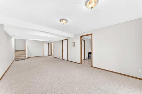 22 Somervale Point Sw, Calgary, AB 