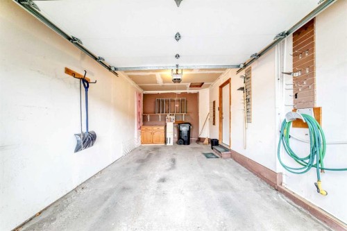 22 Somervale Point Sw, Calgary, AB 