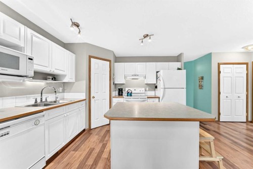 22 Somervale Point Sw, Calgary, AB 