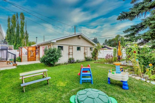 412 78 Avenue Ne, Calgary, AB 