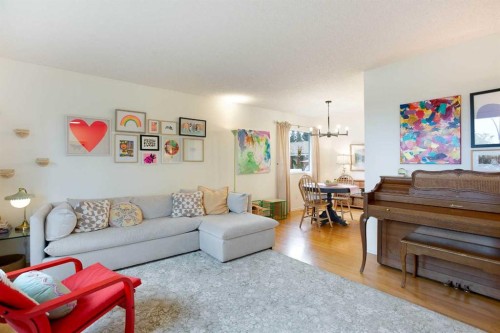 412 78 Avenue Ne, Calgary, AB 