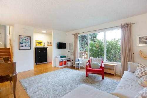 412 78 Avenue Ne, Calgary, AB 