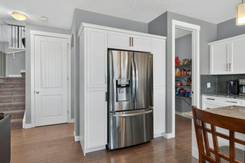 277 Jumping Pound Terrace, Cochrane, AB 