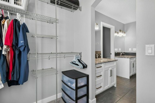 277 Jumping Pound Terrace, Cochrane, AB 