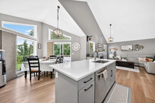 27 Lloyd Crescent Ne, Langdon, AB 