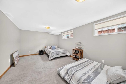 27 Lloyd Crescent Ne, Langdon, AB 