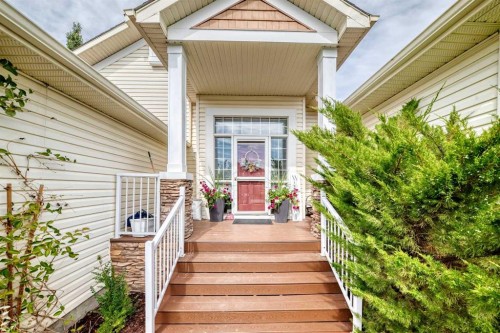 27 Lloyd Crescent Ne, Langdon, AB 
