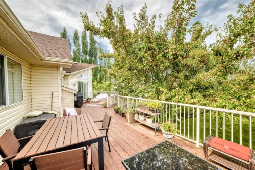 27 Lloyd Crescent Ne, Langdon, AB 