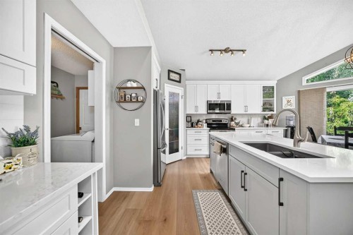 27 Lloyd Crescent Ne, Langdon, AB 