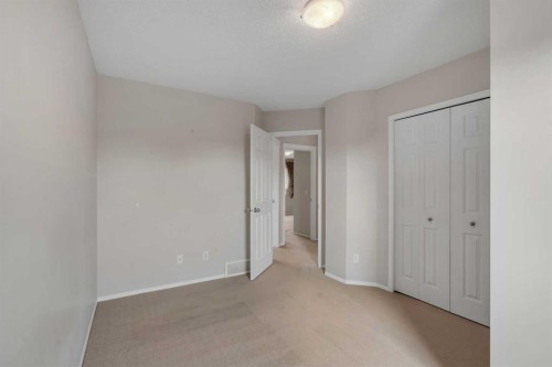 184 Everglen Way Sw, Calgary, AB 