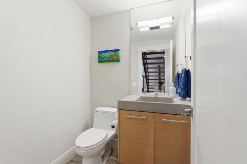 2418 24A Street Sw, Calgary, AB 