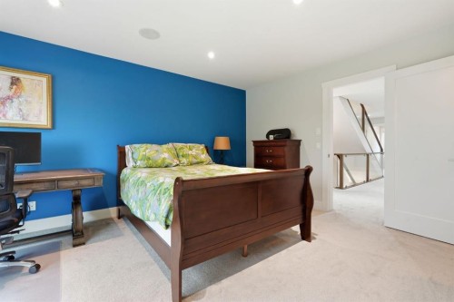 2418 24A Street Sw, Calgary, AB 