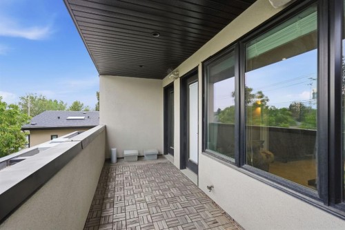 2418 24A Street Sw, Calgary, AB 