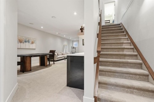 2418 24A Street Sw, Calgary, AB 