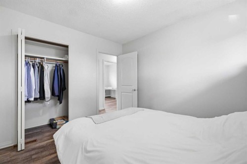 327 94 Avenue Se, Calgary, AB 