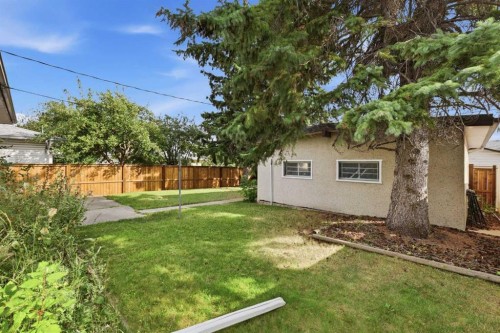 327 94 Avenue Se, Calgary, AB 