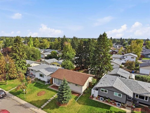327 94 Avenue Se, Calgary, AB 