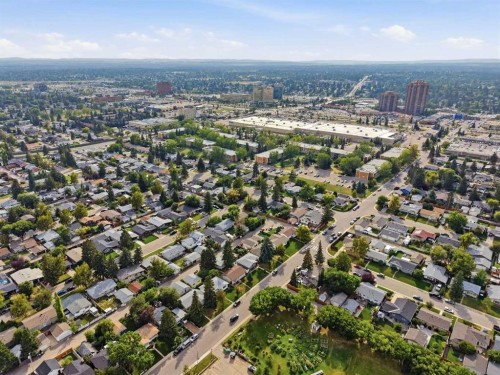 327 94 Avenue Se, Calgary, AB 
