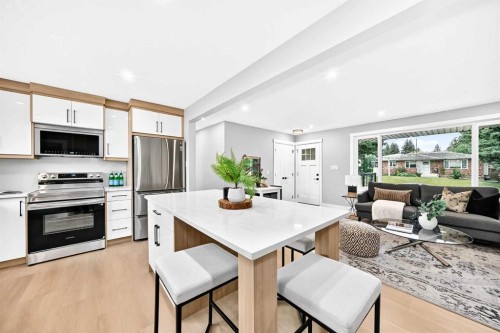 635 104 Avenue Sw, Calgary, AB 