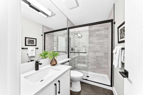 635 104 Avenue Sw, Calgary, AB 