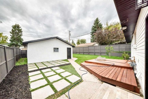 635 104 Avenue Sw, Calgary, AB 