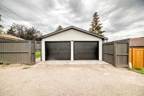 635 104 Avenue Sw, Calgary, AB 