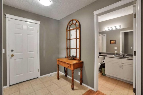 95 Citadel Grove Nw, Calgary, AB 