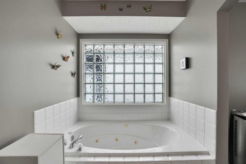 95 Citadel Grove Nw, Calgary, AB 