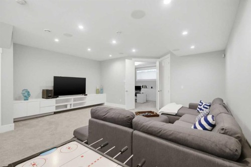 440 26 Avenue Nw, Calgary, AB 