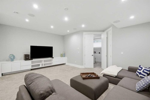 440 26 Avenue Nw, Calgary, AB 
