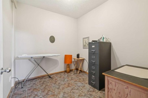 223 Rocky Ridge Close Nw, Calgary, AB 