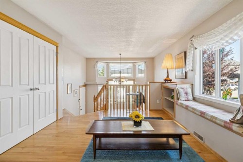 223 Rocky Ridge Close Nw, Calgary, AB 