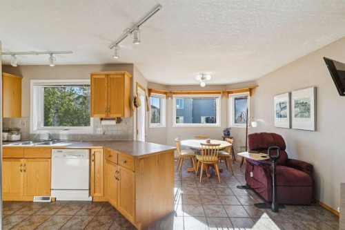 223 Rocky Ridge Close Nw, Calgary, AB 