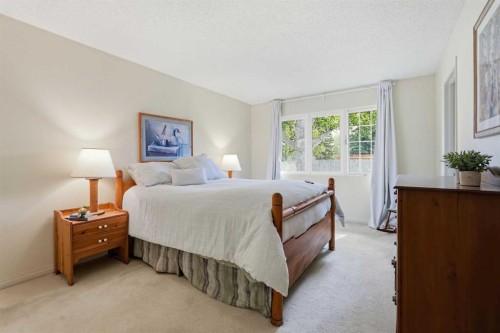 2004 Lake Bonavista Drive Se, Calgary, AB 