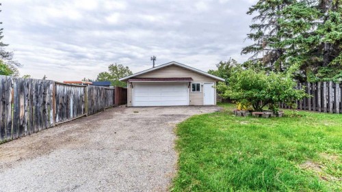 48 Doverglen Crescent Se, Calgary, AB 