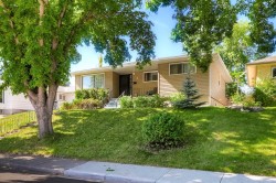 3 Creston Crescent NW Calgary, AB T2M 4J9