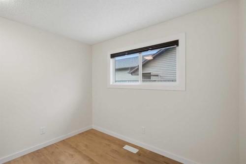 15 Deersaxon Road Se, Calgary, AB 